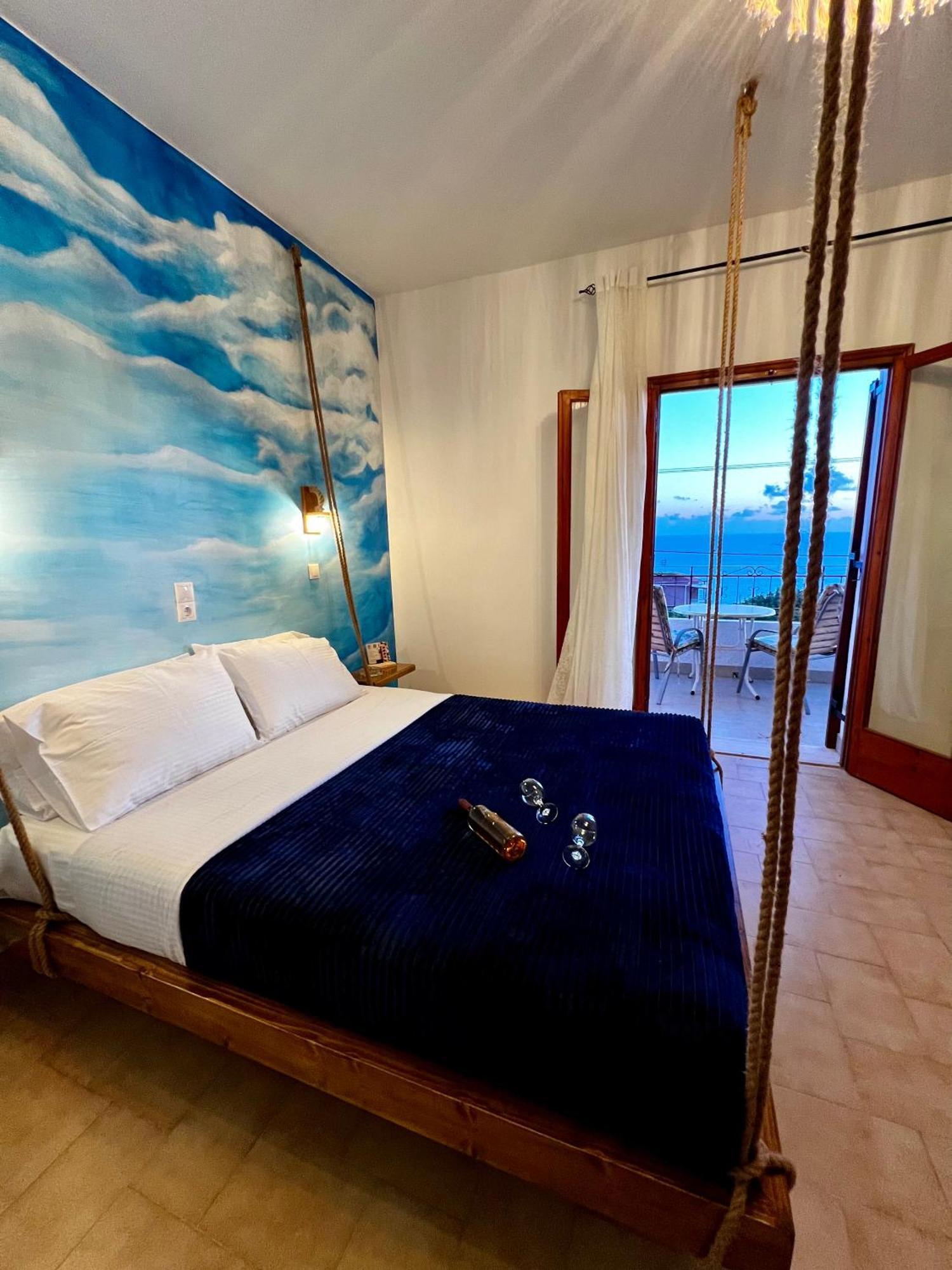 Ocean Front Studios 77 Lourdata  Rum bild